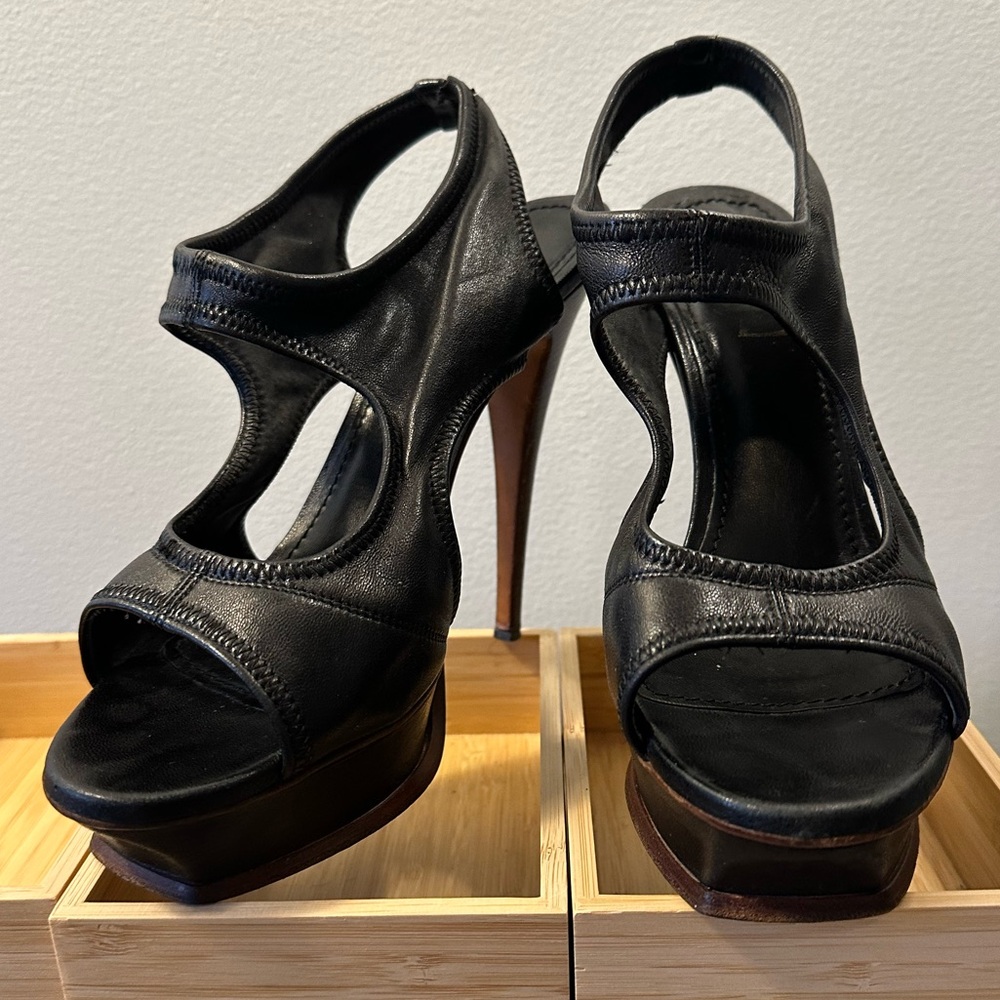 Yves Saint Laurent Black Leather Platform Heels Size 40
